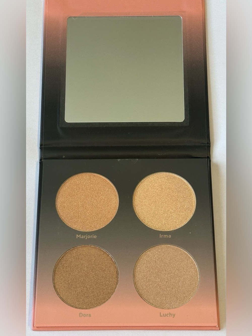 Neutral Shimmer Highlighter Palette – Four Warm Gold Shades